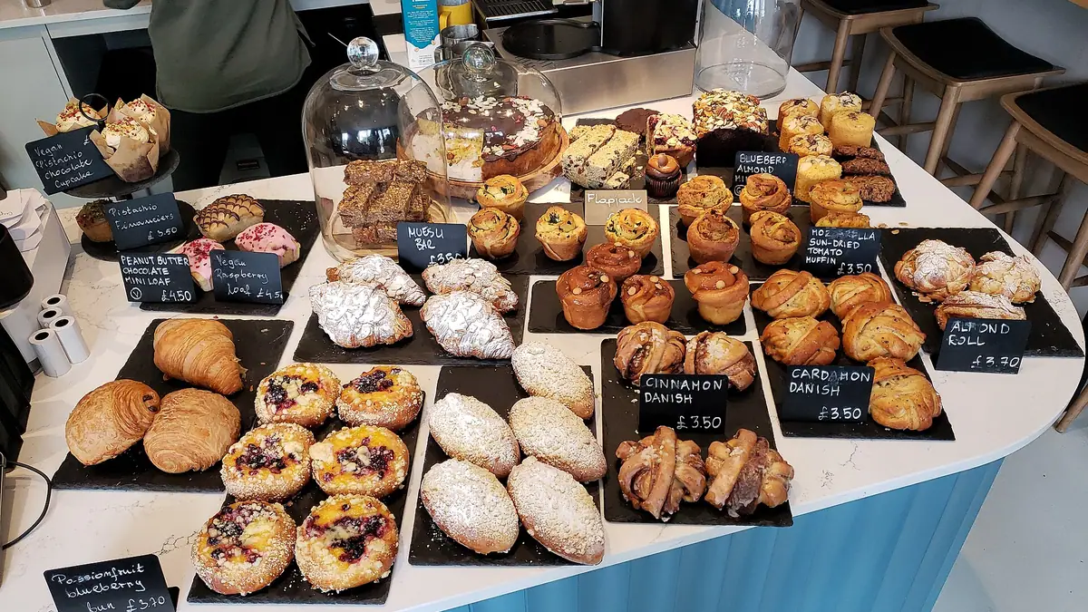 Brambles Bakery – bakery in Droylsden town centre